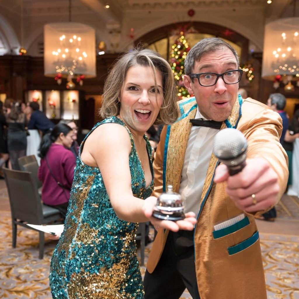 01_Prize_Patrol_Gold_Jacket_Duo