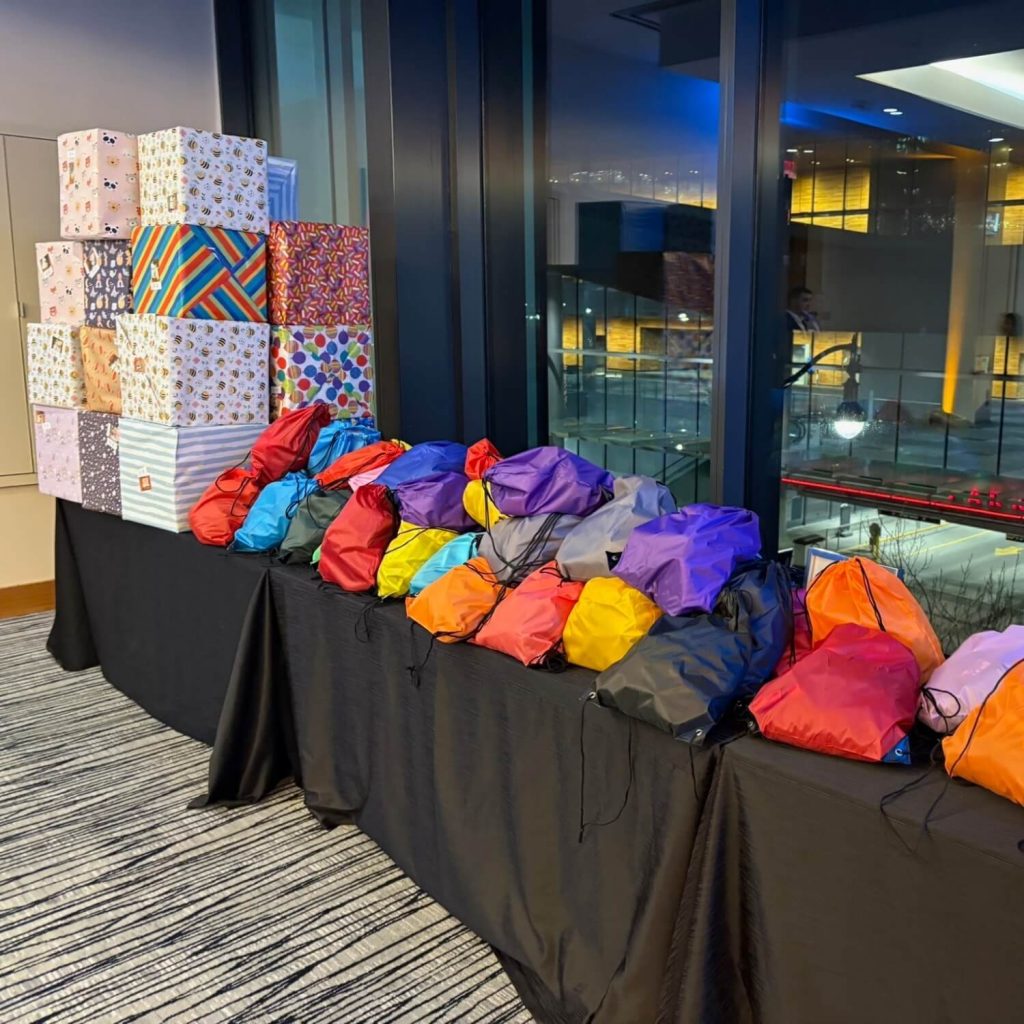 birthday-boxes-kindness-kits-csr-team-building_07_all_packaged