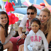 prize-patrol-live-roving-trivia-corporate-event-roving-prize