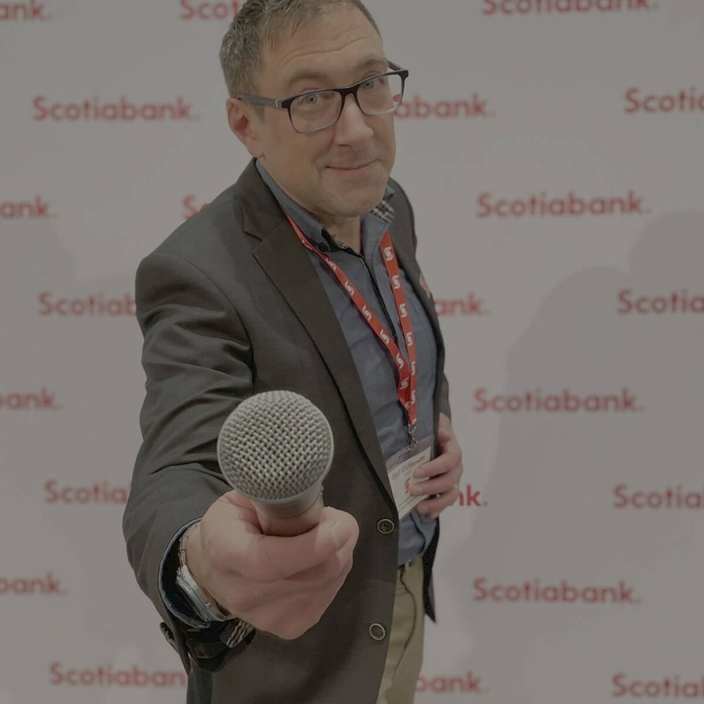 professional-emcee-corporate-gala-stage-IMG_1897