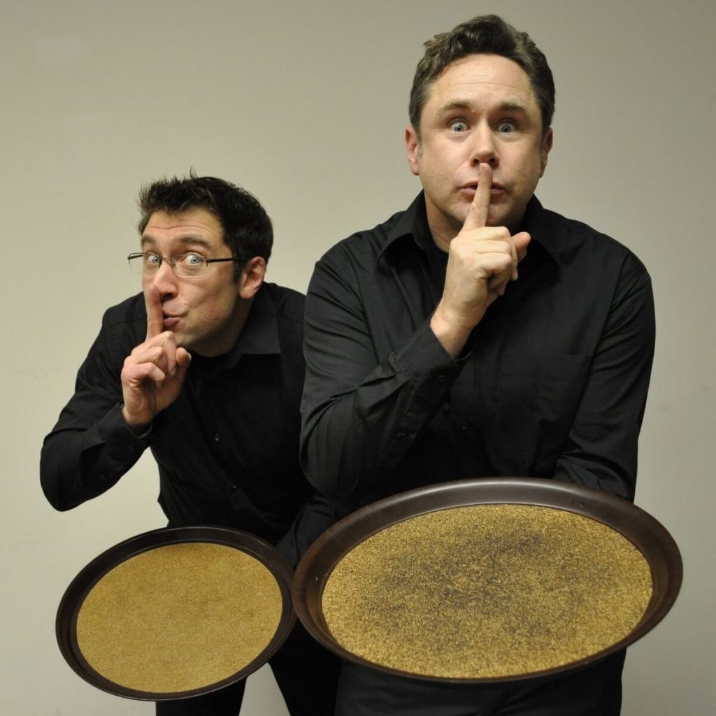 undercover-actors-surprise-reveal-corporate-event_08